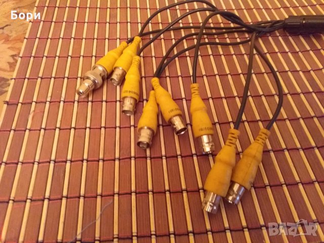VGA 15-pin мъжко към 8 х RCA/BNC мъжко преход/кабел, снимка 3 - Кабели и адаптери - 30344765