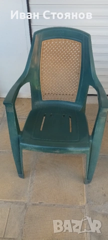 Два пластмасови стола и маса, снимка 3 - Градински мебели, декорация  - 54344021