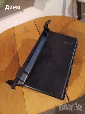 кутия Акомулатор бмв е46 седан bmw e46, снимка 2 - Части - 49228741