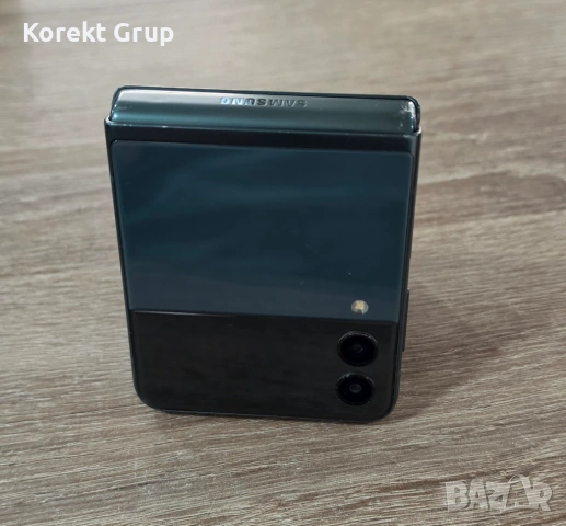 Samsung Galaxy Z Flip3 5G 128GB 8GB RAM, снимка 9 - Samsung - 54321186