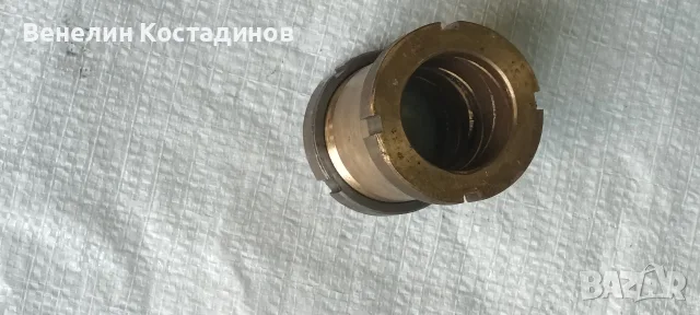 Колони, Ф51, комплект с гайките и бронзовите втулки., снимка 8 - Други машини и части - 55783373