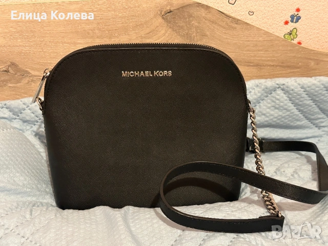 Michael Kors черна дамска чанта през рамо