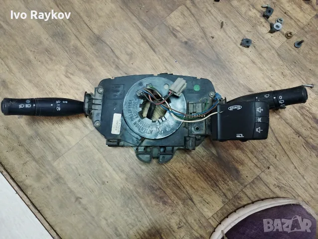 Превключвател Светлини/чистачки 1,9 DCI за Renault MEGANE (2006 - 2008) 61835909 V