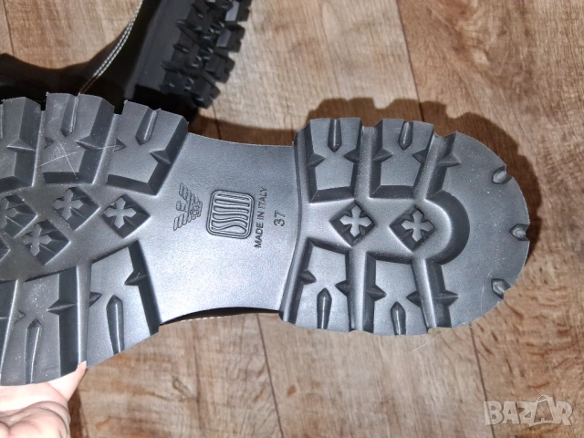  н.37 боти Armani, снимка 7 - Дамски боти - 53265662