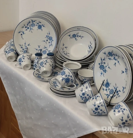 Порцеланов сервиз за хранене и за кафе