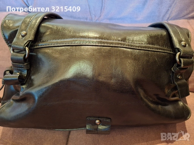 Valentino дамска чанта естествена кожа , снимка 3 - Чанти - 52011372