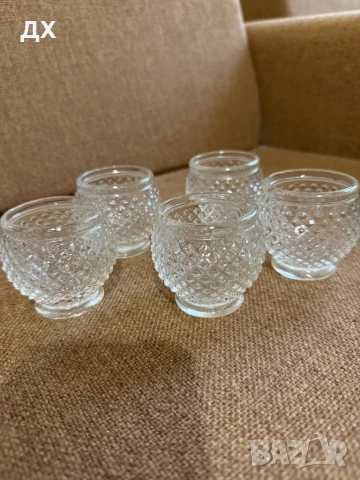 5 броя малки стъклени чаши, снимка 1