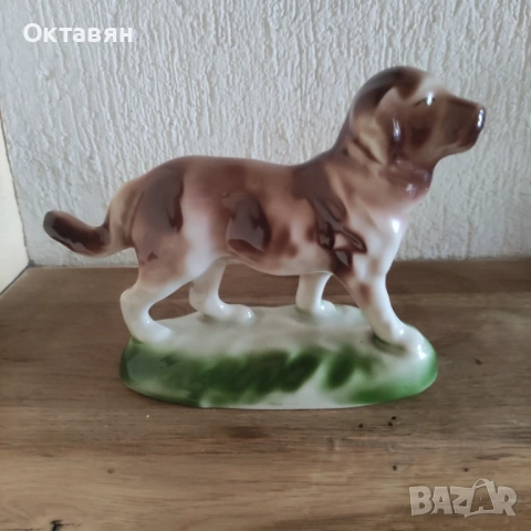 Порцеланова фигура/фигурка на куче, снимка 6 - Статуетки - 53300070