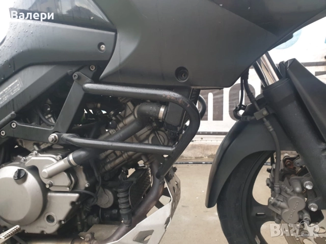 Suzuki V-storm 2004-2010г. Стойка за странични куфари, преден ролбар., снимка 3 - Аксесоари и консумативи - 52242762
