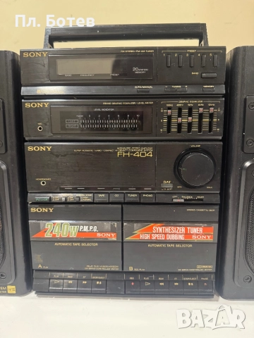 Радио касетофон Sony HST 404, снимка 2 - Радиокасетофони, транзистори - 52662669