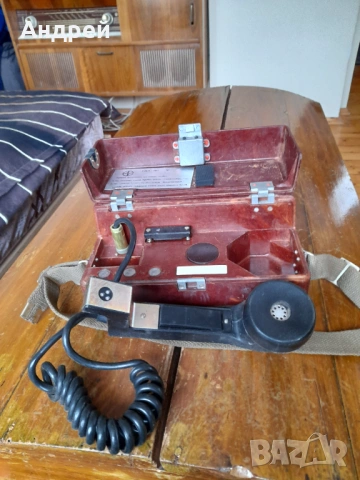 Стар военен телефон ТМП-101, снимка 7 - Антикварни и старинни предмети - 53950628