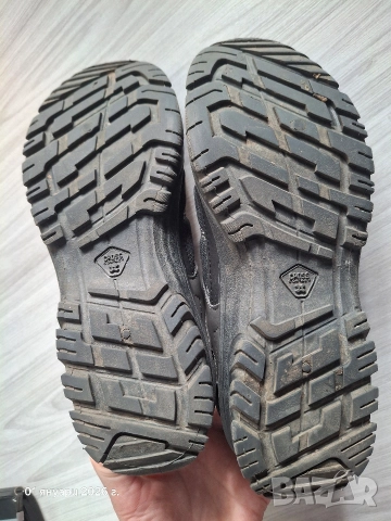 Туристически обувки н.38, снимка 4 - Детски обувки - 52947008