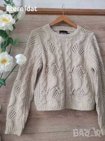 Бежов пуловер PIECES , снимка 3 - Блузи с дълъг ръкав и пуловери - 49184376