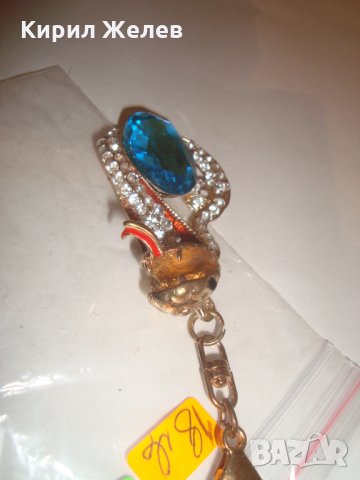 СКЪПОЦЕНЕН КЛЮЧОДЪРЖАТЕЛ КОБРА БРОНЗ ЕМАЙЛ КАМЪНИ и КРИСТАЛИ ПОЗЛАТЕН 14287, снимка 2 - Колекции - 30410893