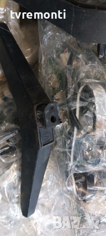 крачета за телевизор LG модел 43LT340C0ZB, снимка 2 - Стойки, 3D очила, аксесоари - 42045534