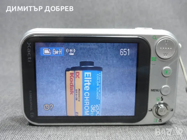 ЦИФРОВ ФОТОАПАРАТ SANYO XACTI VPC-E6EX 6MP CCD DIGITAL CAMERA Y2K RETRO DIGICAM, снимка 13 - Фотоапарати - 55971072