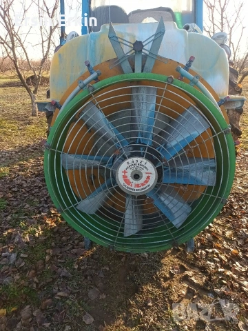 вентилаторна пръскачка , снимка 3 - Селскостопанска техника - 54010244