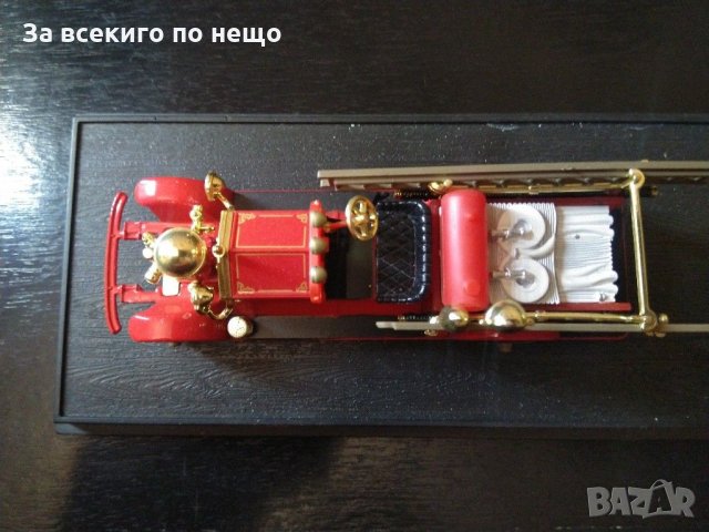 Макети на различни модели пожарни коли (Обява 1), снимка 5 - Колекции - 31589104