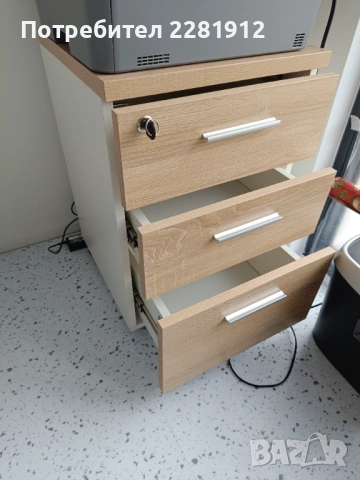 Шкафчета с три чекмеджета , снимка 2 - Шкафове - 53063085