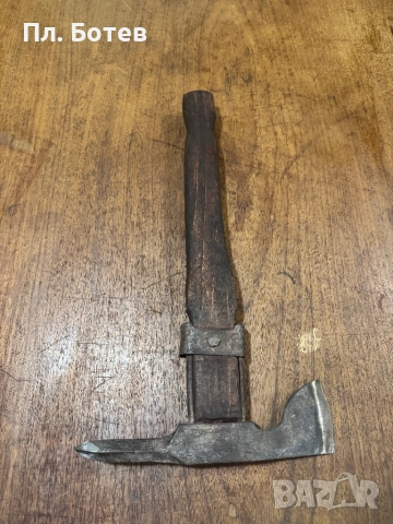 Стар шанцов инструмент, брадва, снимка 5 - Антикварни и старинни предмети - 52325976