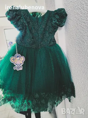 Разкошна зелена рокля , снимка 3 - Детски рокли и поли - 48122779