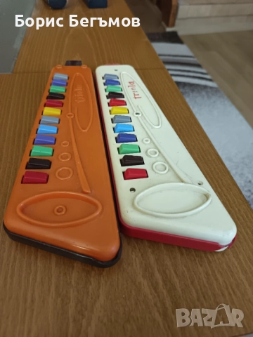  музикални инструменти-Триола