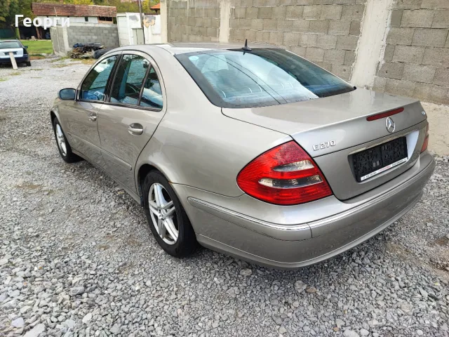 Мерцедес E 270 CDI 177 коня W211 На Части седам, снимка 3 - Автомобили и джипове - 47559428