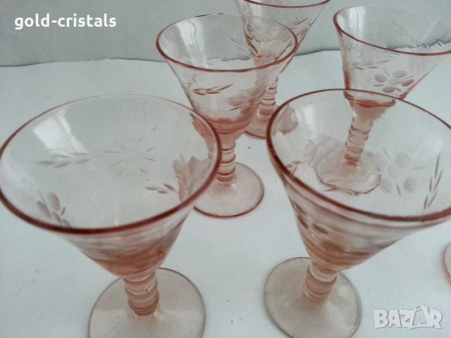 Антикварни чашки  за ракия цветно розово стъкло, снимка 4 - Антикварни и старинни предмети - 31029183