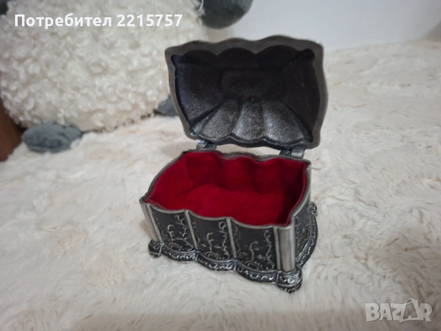 Стъклен свещник, за дебела свещ+стъклена кутия., снимка 3 - Декорация за дома - 41670893