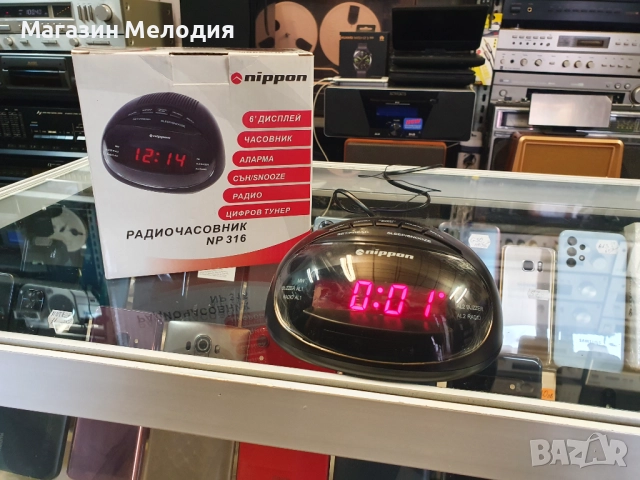 Радиочасовник Nippon NP 316 В отлично техническо състояние, много добър външен вид. Има радио, часов, снимка 6 - Радиокасетофони, транзистори - 51130588