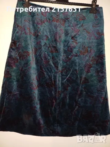 ДАМСКА ПОЛА от Кадифе  - Размер М  / L , снимка 2 - Поли - 47681628