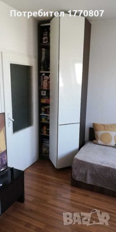 Шкаф с чупещи се врати , снимка 4 - Шкафове - 29848820