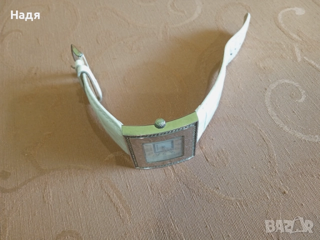 Часовник Paris Hilton, снимка 3 - Дамски - 52315612