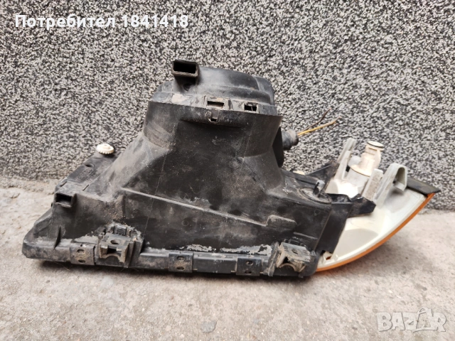 Десен фар с мигач Hella за Ауди 80 Б3, снимка 7 - Части - 54353916