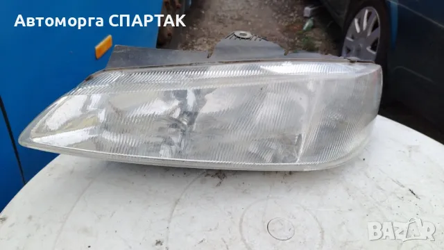 Ляв / десен фар Peugeot 406 1995г.