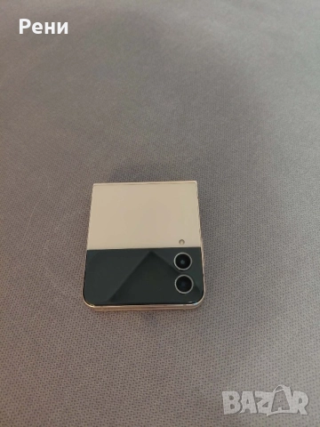 Samsung Galaxy Z Flip 4, снимка 4 - Samsung - 52965863