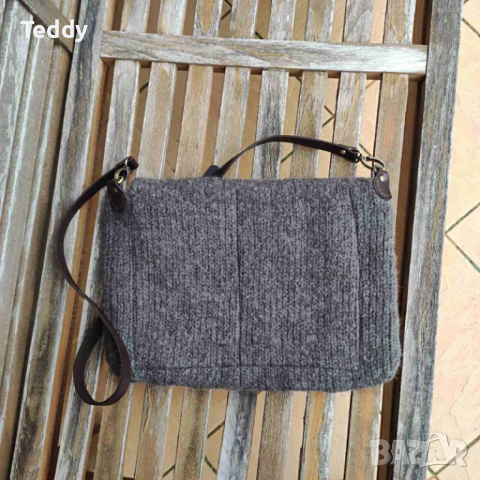 Стилна вълнена чанта с кожена дръжка, ръчно изработена, снимка 3 - Чанти - 53055026