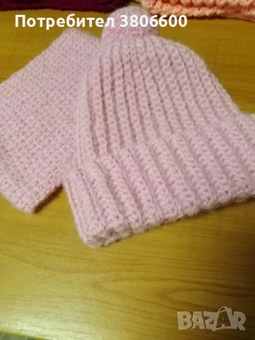 Зимна топла шапка с шал, снимка 8 - Шапки - 52774509