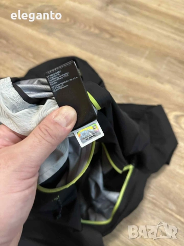 Висок клас мъжко яке The North Face  OROSHI GoreTex Hard Shell Pro Jacket , M размер , снимка 10 - Якета - 53273073