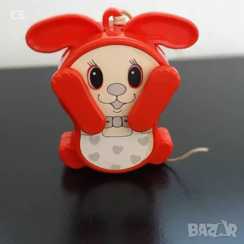 Колекционерски ретро предмети от социалистическия период