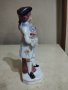 порцеланова статуетка, снимка 2
