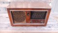 Радио-радиоприемник , снимка 1 - Антикварни и старинни предмети - 38984305
