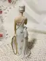 порцеланова статуетка , снимка 3