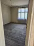 Продава едноетажна къща заедно с 2/3 ид.ч от двора в широк център, снимка 8