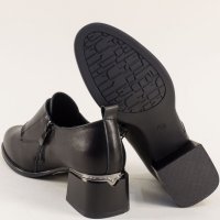 Дамски обувки с ток в черно , снимка 5 - Дамски обувки на ток - 42270656
