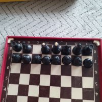 Стар магнитен шах, снимка 5 - Антикварни и старинни предмети - 31164400
