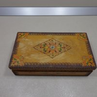 Дървена кутия – с пирография, снимка 1 - Колекции - 31176906