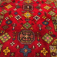 Персийски  килим ръчно тъкан, снимка 2 - Килими - 38116542
