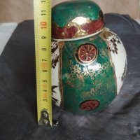 порцеланова ваза , снимка 2 - Антикварни и старинни предмети - 36397357