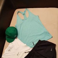 Nike потници, къси панталонки и шапка, снимка 1 - Потници - 29554222
